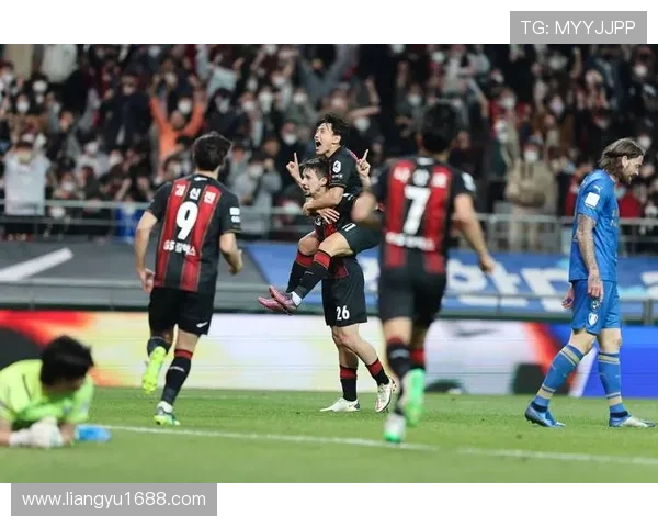 阿克谈高位逼抢对控球的影响球队战术需适应新趋势